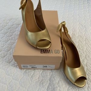 Emma Go Sling Back Leather Gold Pump